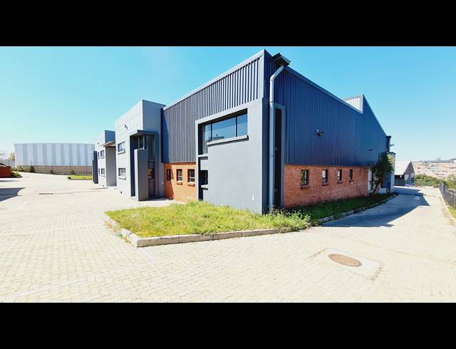 2,275M² WAREHOUSE TO LET IN COSMO BUSINESS PARK